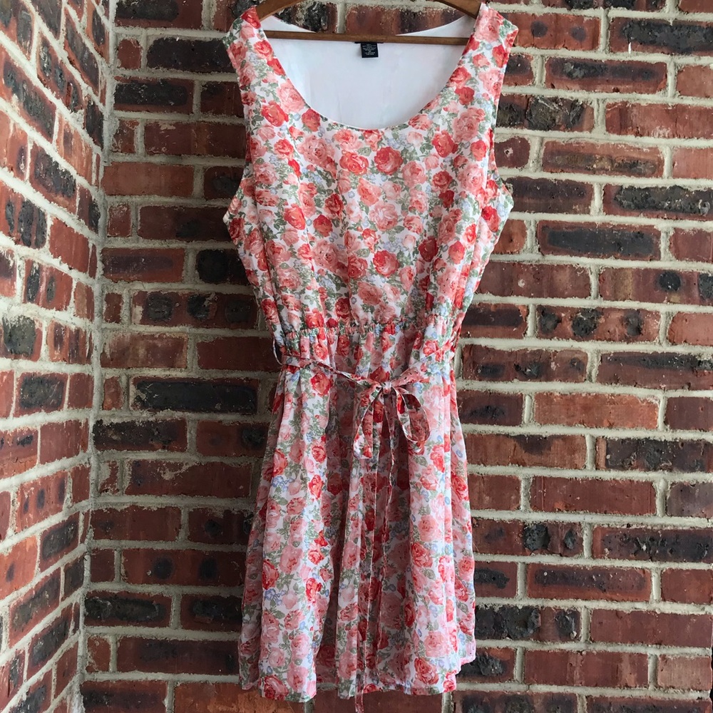 💕 Love Ari Dress 💕